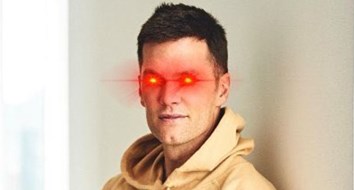 Tom Brady Signals He’s Joined the Bitcoin Craze With ‘Laser Eyes’ Twitter Profile
