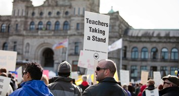 ‘Our Fight Is Against Capitalism’ and ‘the Patriarchy,’ Says Union Boss Leading Teachers Strike 