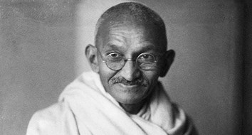 12 frases de Gandhi sobre la no violencia, la fuerza y el Estado