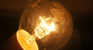 La prohibición de las incandescentes y la mentira de la eficiencia de los LED